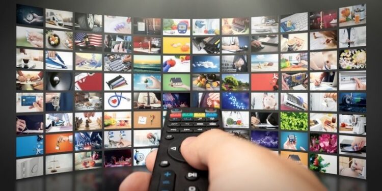 OTT Strategy: హిట్ అయినా 4 వారాలకే ఓటీటీలోకి.. త్వరగా స్ట్రీమింగ్ వెనుక ఓటీటీల స్ట్రాటజీ