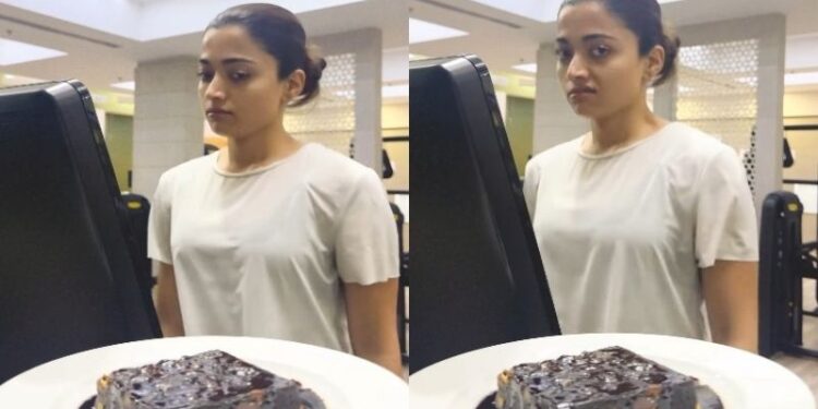 Rashmika Mandanna: రష్మిక మందన్నా జిమ్లో ఫన్నీ కష్టాలు.. నోరూరించే డెసర్ట్ చూసి నేషనల్ క్రష్ రియాక్షన్ వైరల్!