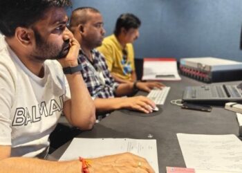 The Raaja Saab: ప్రభాస్ ‘ది రాజాసాబ్’ డబ్బింగ్ పనులు మొదలుపెట్టిన మూవీ టీమ్