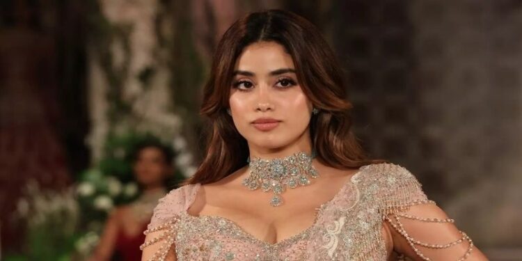 Janhvi Kapoor: మీకు టాలీవుడ్ ఏ కరెక్ట్.. జాన్వీ‌పై తెలుగు డైరెక్టర్ కామెంట్స్ వైరల్