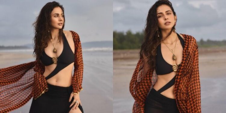 Rakul Preet Singh: బీచ్లో బికినీతో రచ్చ చేస్తున్న రకుల్ ప్రీత్ సింగ్