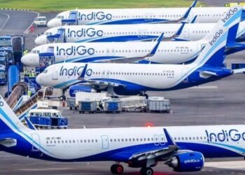 IndiGo: సినీ పరిశ్రమకు భారీ దెబ్బ.. విమానాలు రద్దు కావడంతో మధ్యలోనే నిలిచిన కీలక షూటింగ్‌లు..